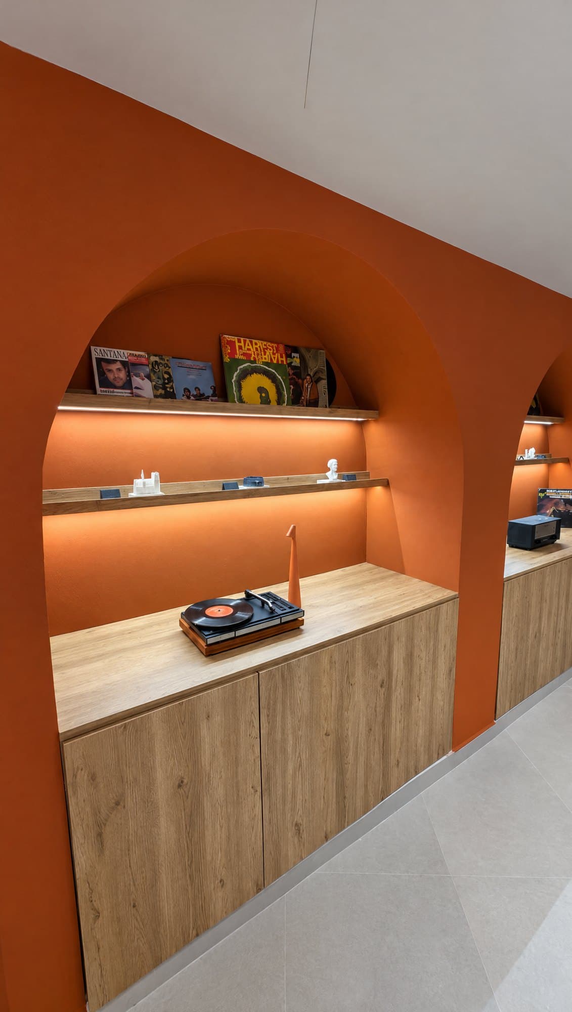 The vinyl arch